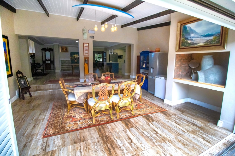 3 Bedroom Property for Sale in Wavecrest Eastern Cape